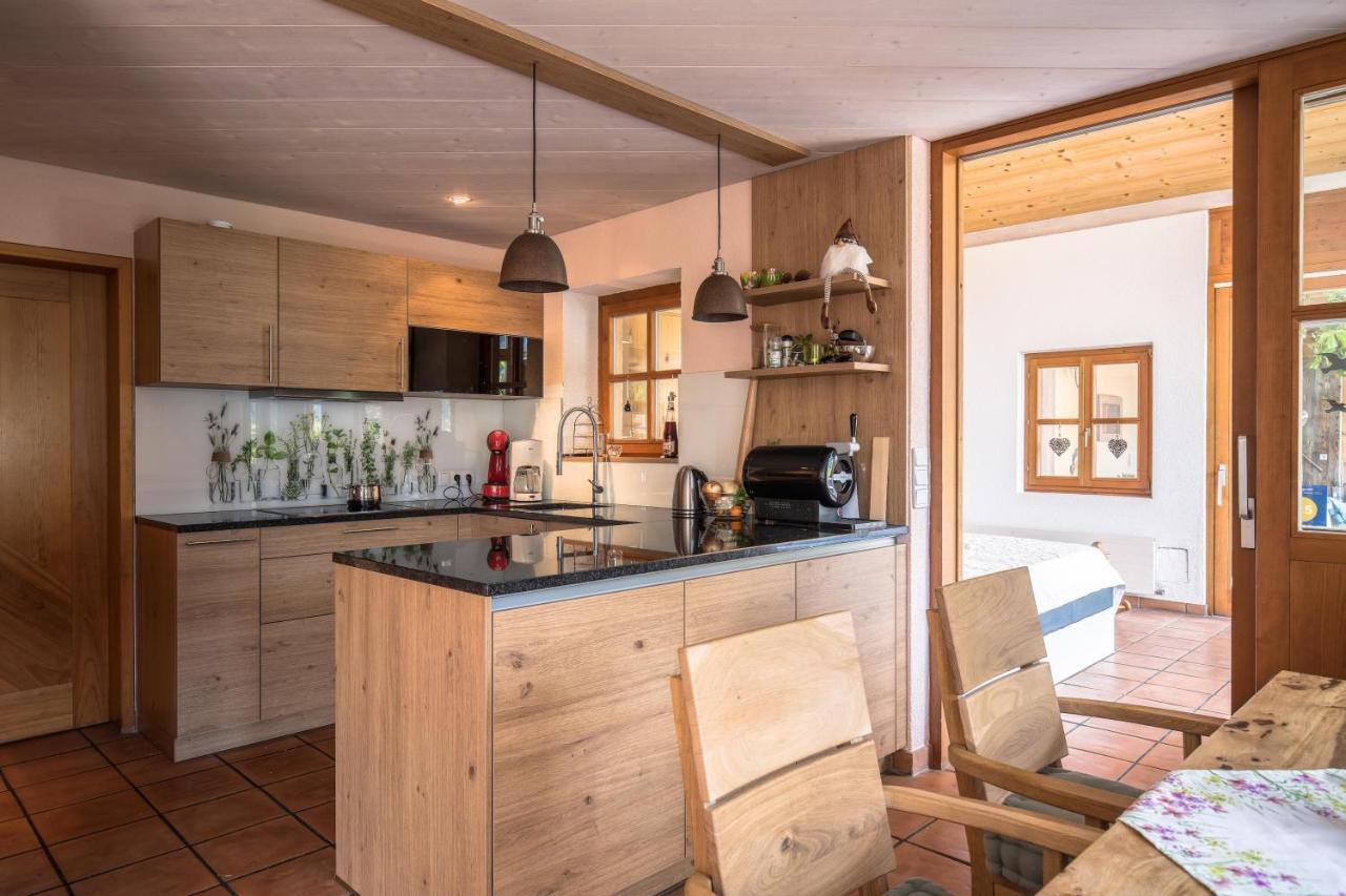 Aparthaus Am Walde & Appartement Sonnenseite Bartholomäberg Eksteriør billede